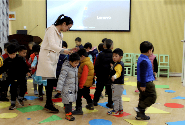 社保|幼儿园教师终于等到了，教育部传来消息，将保障幼师工资及社保