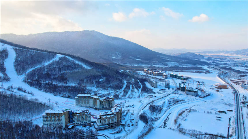 阿什|雾凇仙境，滑雪天堂，解锁吉林市的N种玩法，让这个冬天与众不同