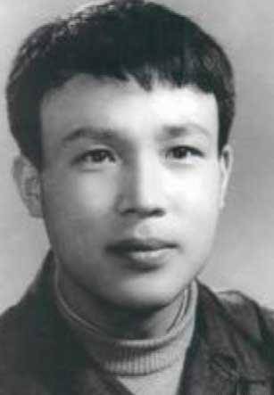 刘三姐|刘世龙：《刘三姐》饰阿牛，《英雄儿女》本色演王成，72岁娶影迷