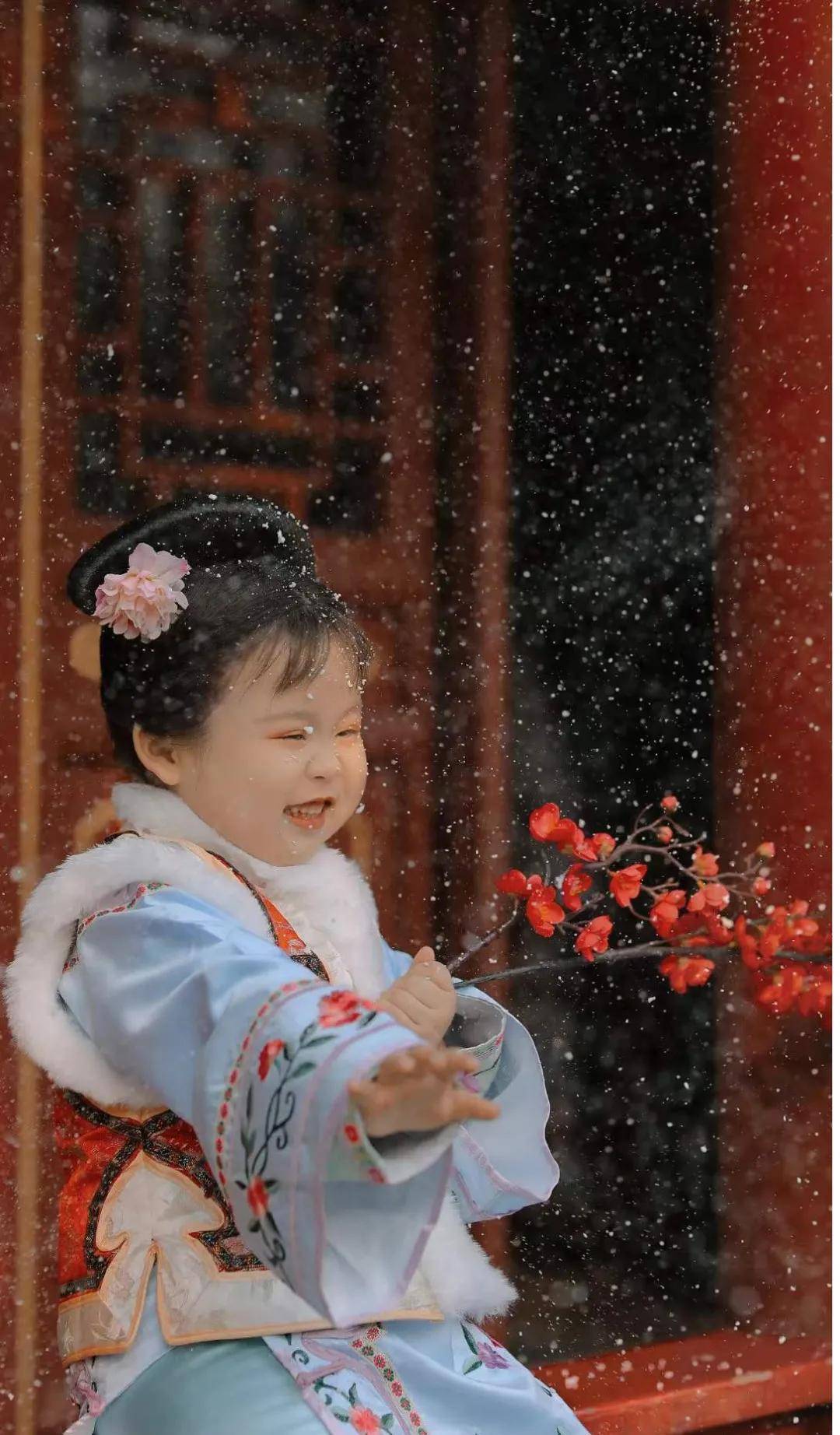 李恩彩wenno:年仅12岁,终身身高定格1米5!妈妈知道真相后,后悔不已!
