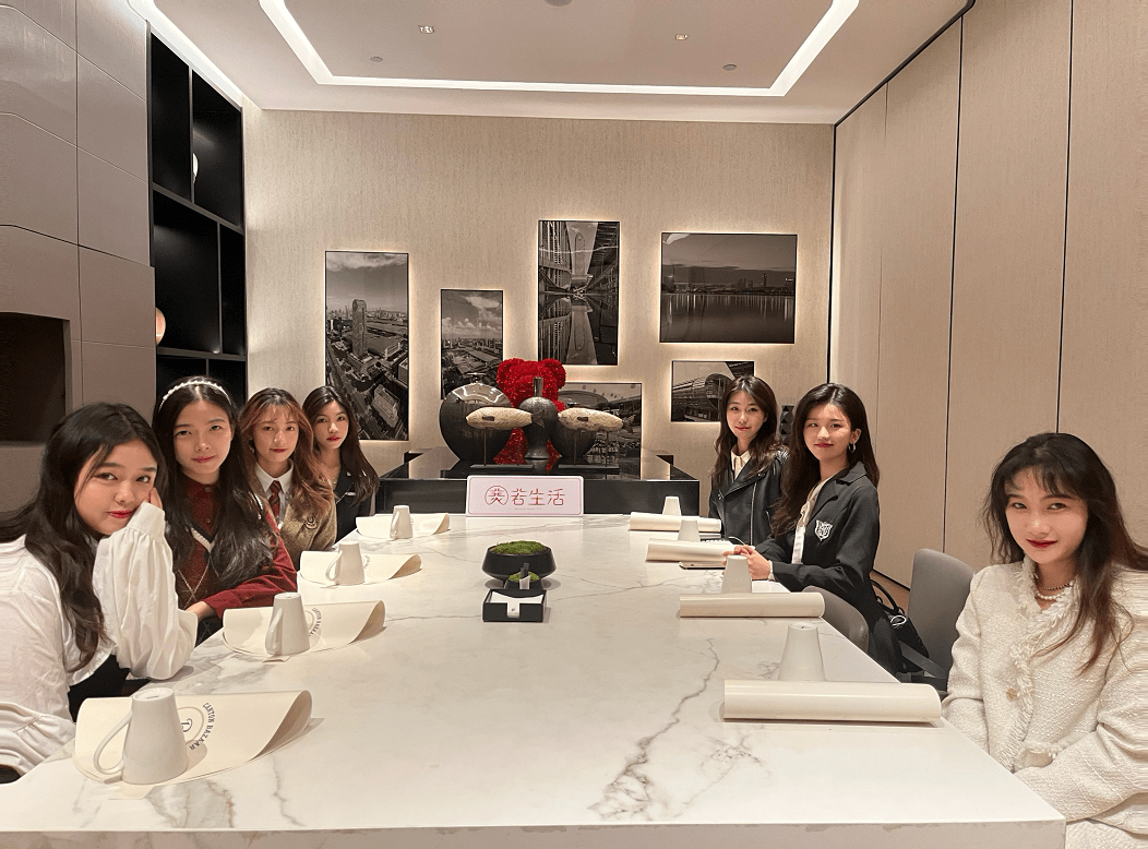 亮灯羙若生活宠粉福利：打卡广交会威斯汀，感受飘雪极光圣诞节