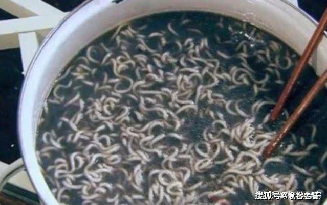 怪味|六种怪味零食，全部吃完给你50万你吃吗？网友：吃完还有命花吗？