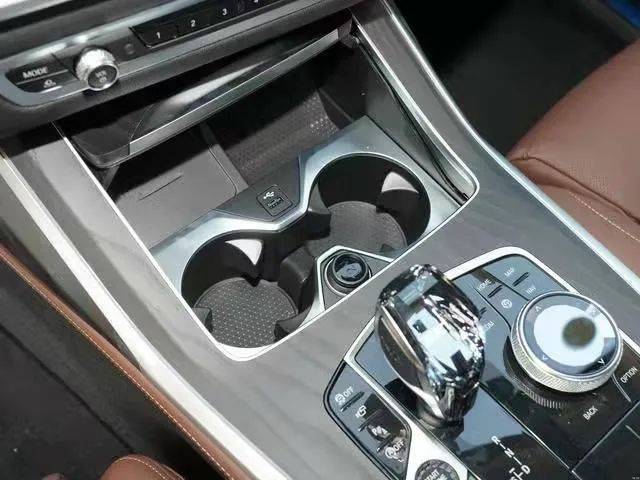 宝马或面临500万美元赔偿 只因杯架设计缺陷被起诉 搜狐汽车 搜狐网