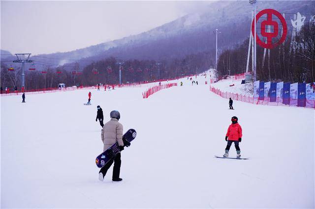 理由|嗨翻冬天，给你去吉林市旅行的10个理由，滑粉雪看雾凇吃乌拉火锅