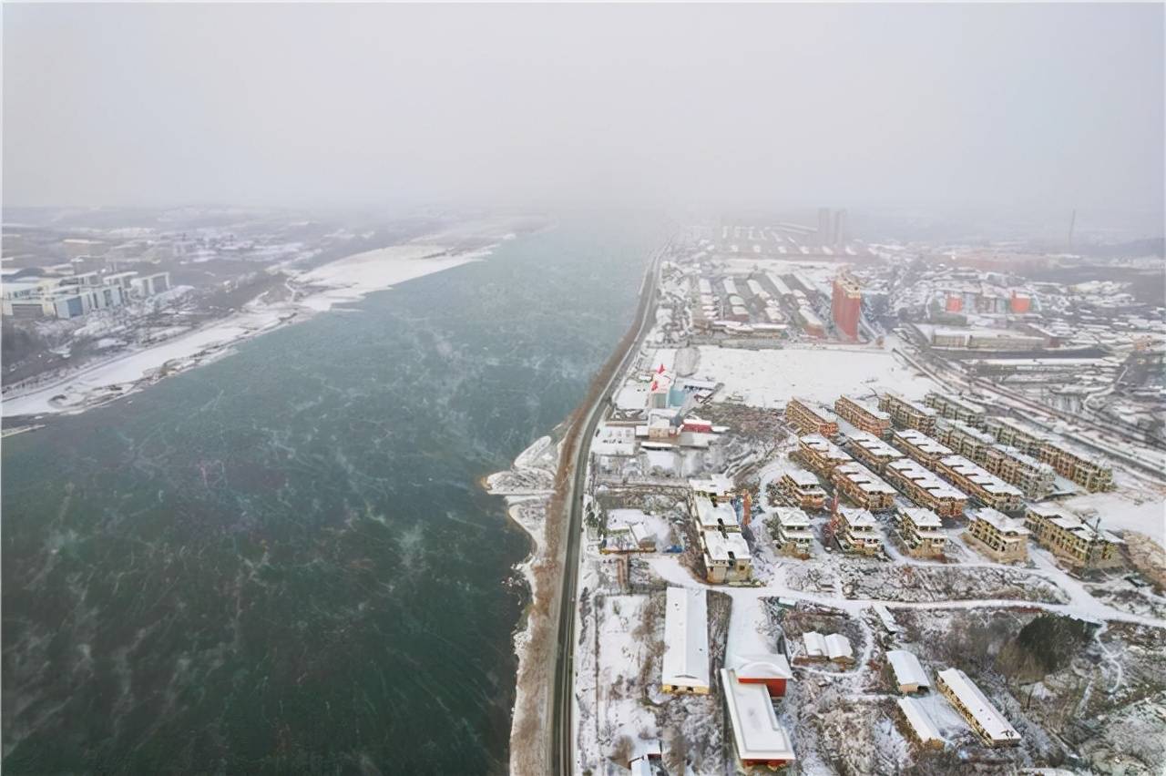 理由|嗨翻冬天，给你去吉林市旅行的10个理由，滑粉雪看雾凇吃乌拉火锅