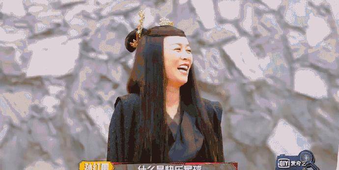 什么|谁说那英不适合《萌探探探案》?智斗卧底和黄子韬,没她真赢不了