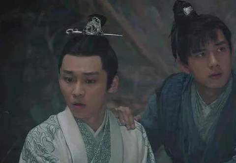 刘奕君|刘奕君儿子大学没毕业就红了 陈宝国力捧的儿子37了却总差口气