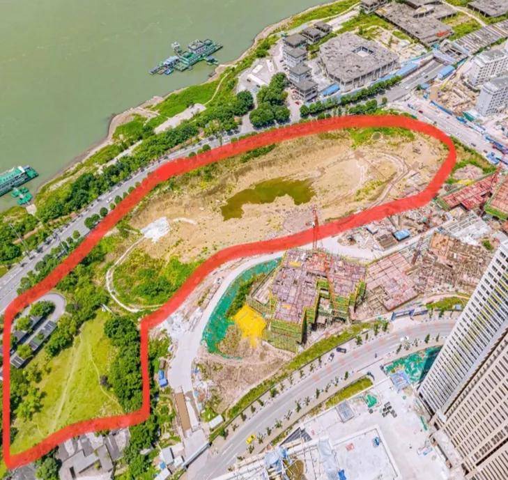全长18公里的巴滨路,沿线至少规划了融汇半岛购物中心,西流沱码头