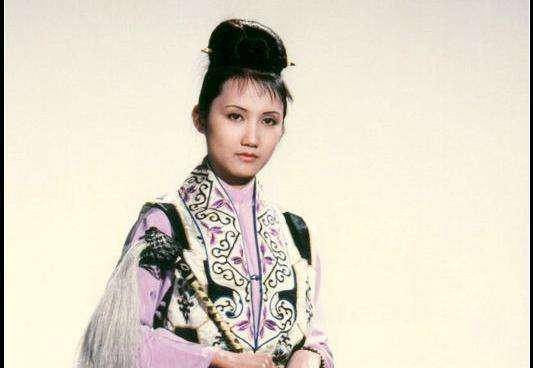 87版《红楼梦》妙玉的扮演者姬玉,当时名字是姬培杰