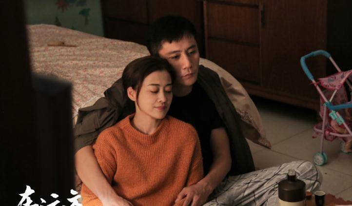 马伊琍|《在远方》来袭，马伊琍被嘲颜值不够，剧中女配太美了！