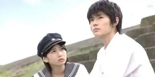 三浦春马母子因财失义 两年前便借酒消愁 网友 妈妈眼里只有钱 菅原 小春 女友 全网搜