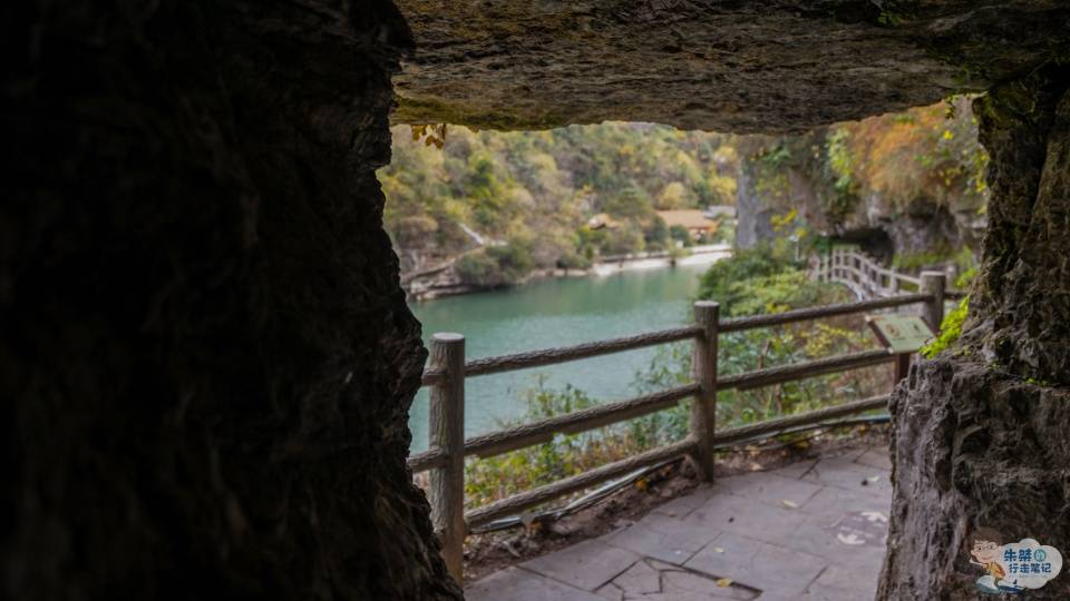 底蕴|三峡中极富人文底蕴的岩溶景观，形成于数亿年前，被古人喻为幻境