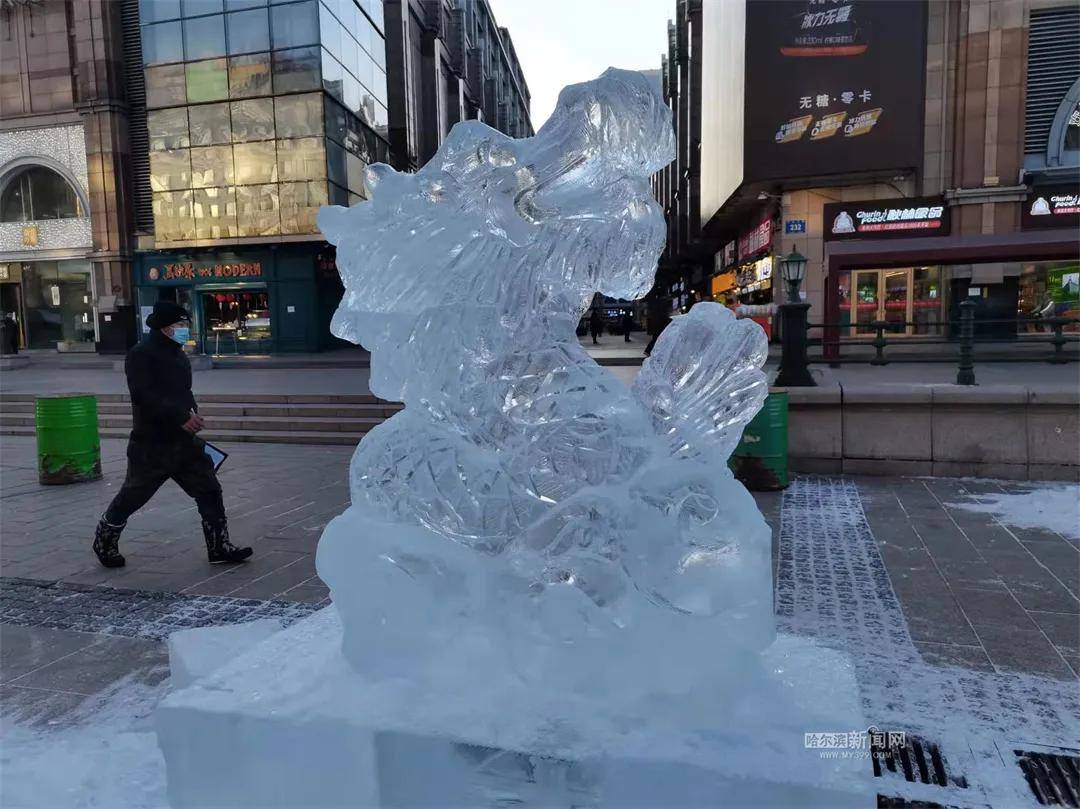 冰灯|又上新了！江畔美景一天一个样，冰雪美景抢先看！