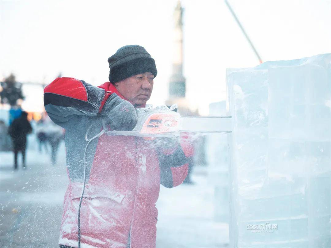 冰灯|又上新了！江畔美景一天一个样，冰雪美景抢先看！