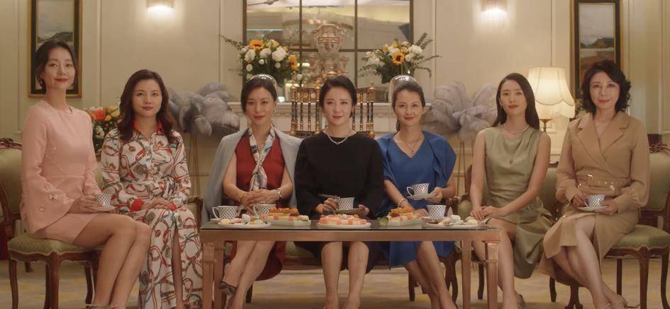 富婆|《三十而已》中这4位“不讨喜”的富婆,戏外一位比一位厉害