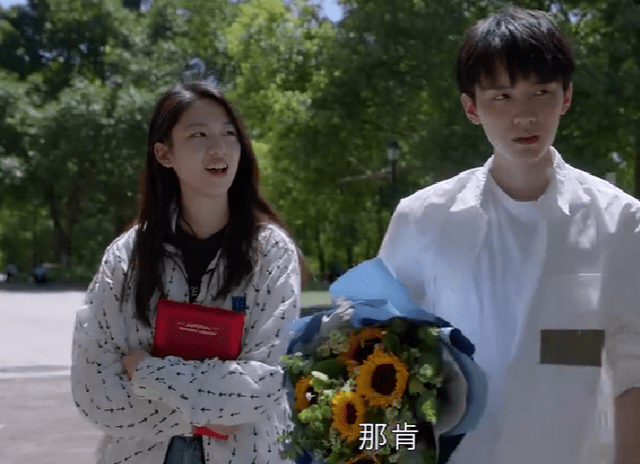 演技|和周迅演母子人气飙升，周翊然长沙被迷妹围堵，坦然面对演技质疑