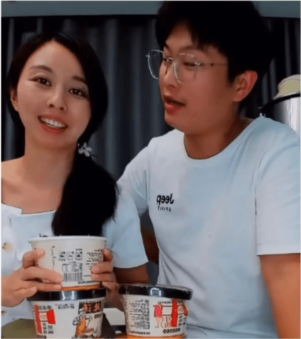 原创田静又直播挣钱姚爸郭威奇奇三代同框堂嫂得不到杜新枝的房子