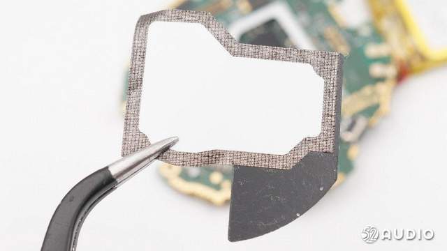 采用美信光学传感器，豪鹏科技电池，GARMIN佳明VENU2手表拆解报告