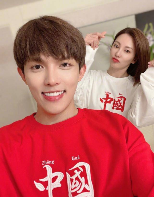 节目组|炒作？张雨绮宣布退出后与节目组频频互动，被嘲讽撕破脸又缝上了