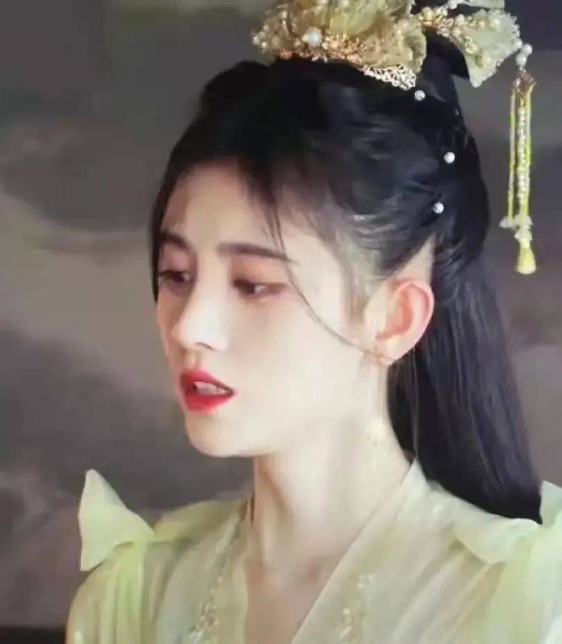 假发明星“秃顶”群像，中年男星头顶稀疏成重灾区，女星靠假发片社交