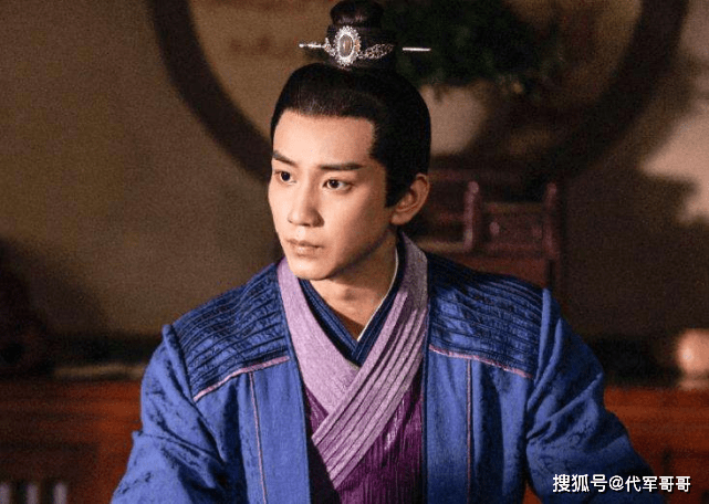 角色|盘点2021年十大热播剧中的男主演，你最喜欢谁？