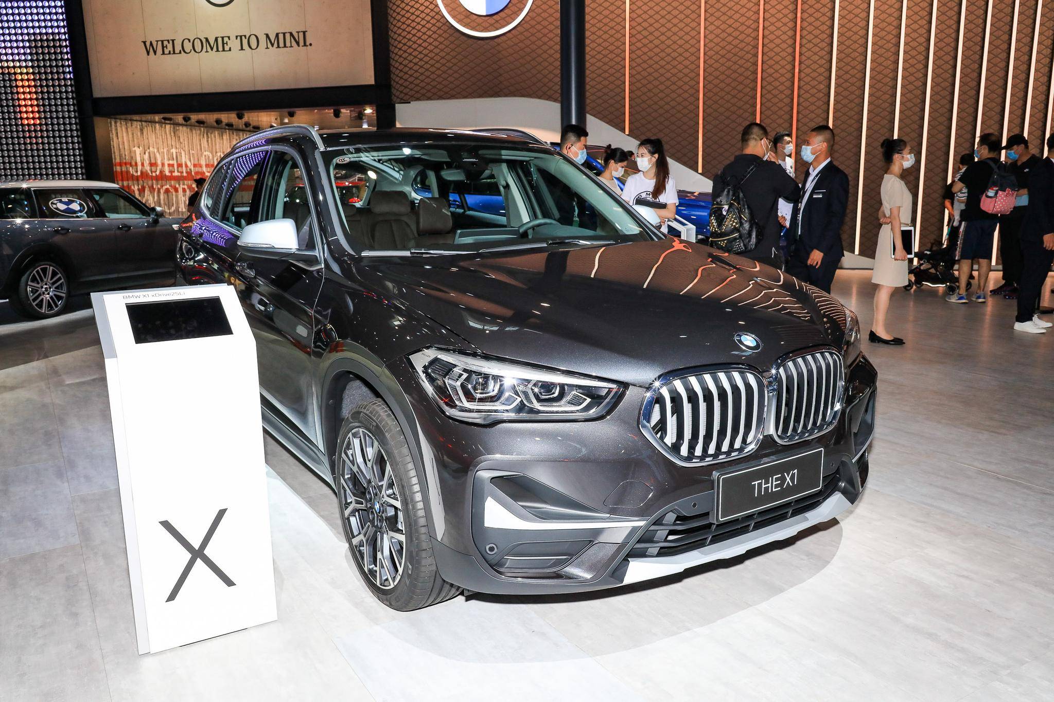 2798万元起2022款宝马x1上市配置微调