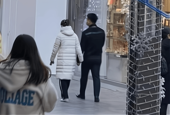 身高185大有来头,高富帅三项全占,年龄却偏大_对象_生活_男性