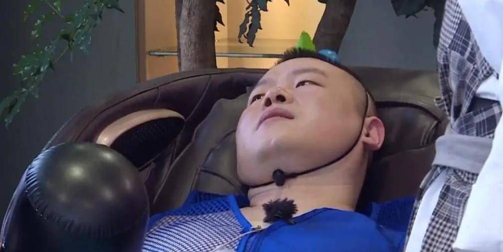 节目组|体力差的岳云鹏，成“极限男团”拖油瓶，为何节目组不将他换掉？