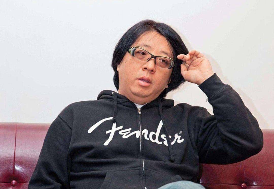 袁惟仁被判定为植物人曾经的小胖老师早已瘦骨嶙峋让人认不出