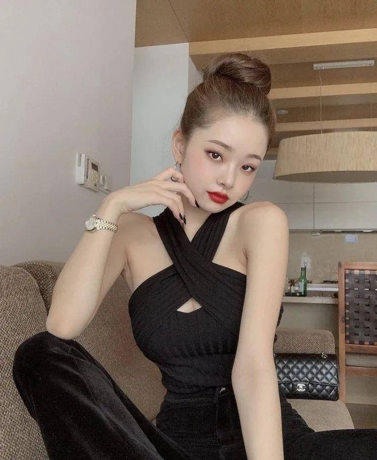 宋智雅 这谁挡得住！《单身即地狱》宋智雅5大高段位撩男穿搭心机