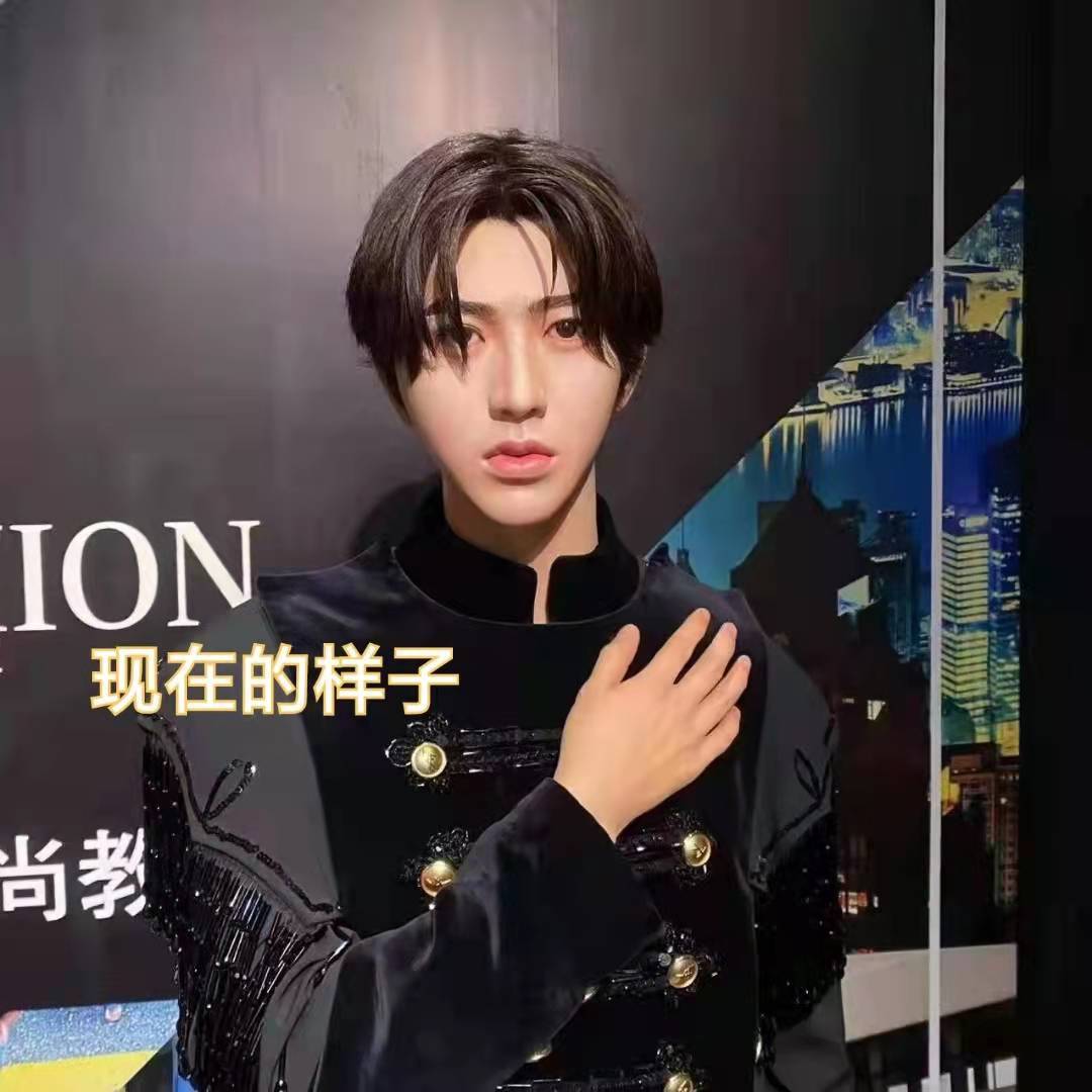 整体|原来蜡像的头发也会有变油的困扰?三天后的蜡像像极了我们自己