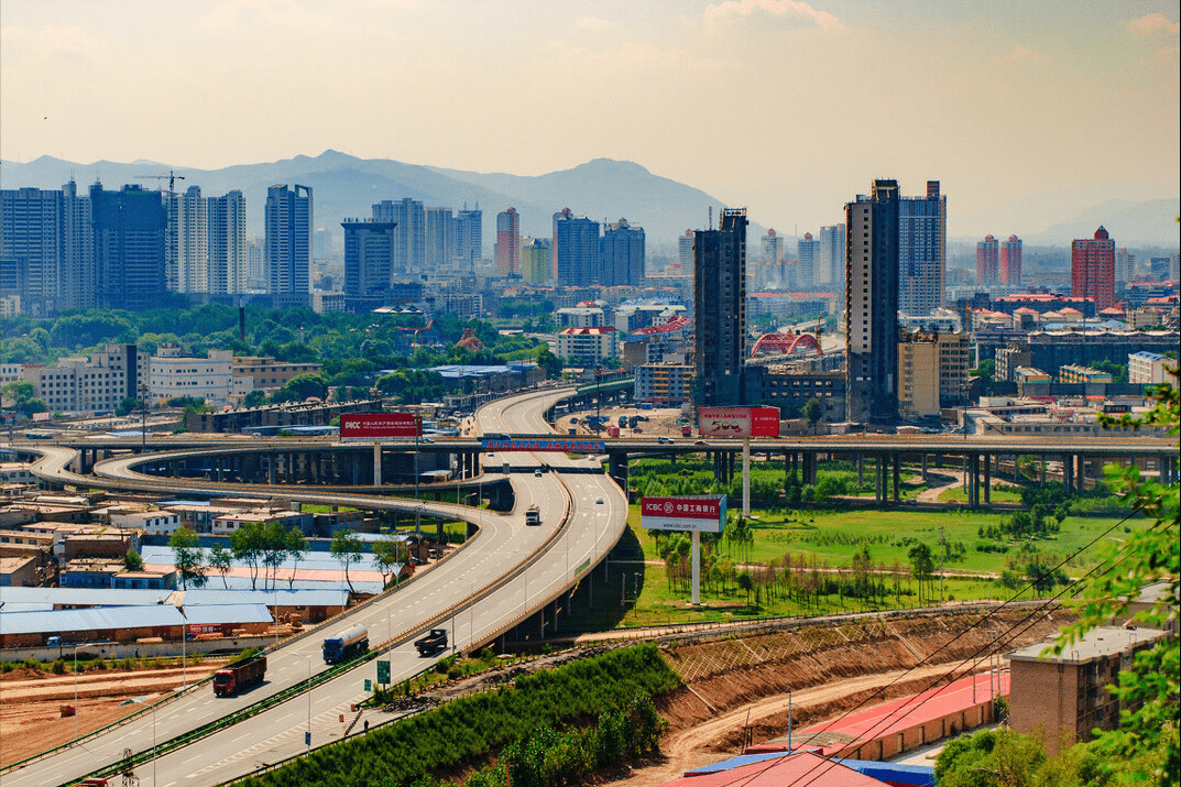 臨夏,雙城三個客運車站,主要技術標準為新建Ⅰ級雙線鐵路,旅客列車