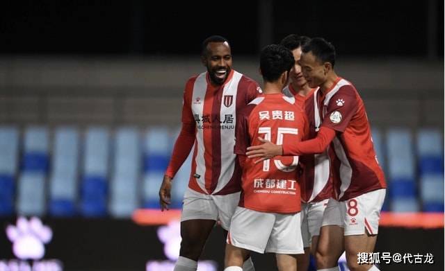 大連人|浙江6年磨一劍，成都2億投入，目標(biāo)挺進中超！青島大連人兇多吉少