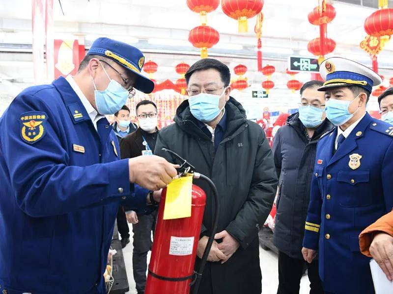 阳泉市委副书记代市长刘文华深入基层督导检查节前安全生产工作