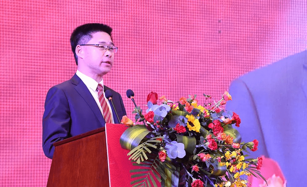 来三斤董事长陈坤祥博士当选厦门市安溪商会副会长