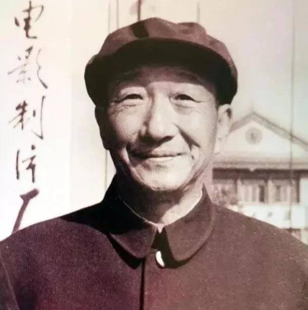 影坛|封顺 影坛上的小绿叶