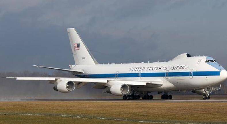 根据美空军的计划,c-32a原本要在未来数年内更换为更大的机型,与美