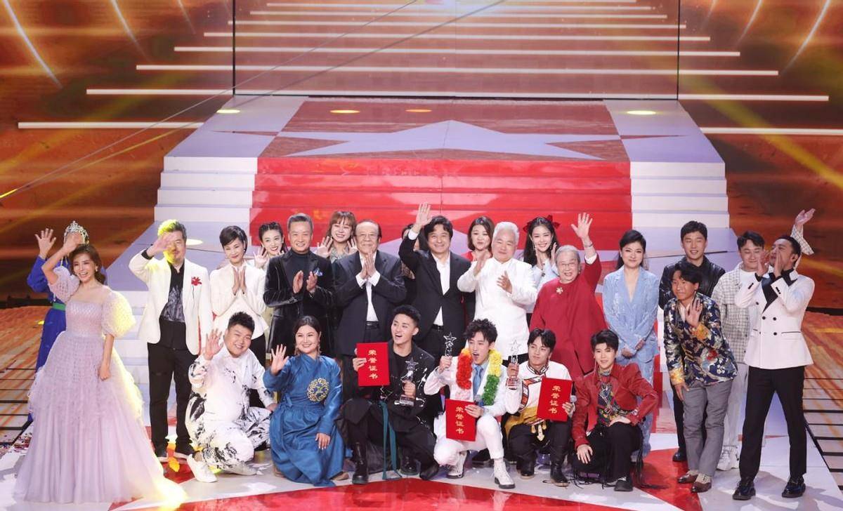 总决赛|《星光大道》为百姓“装台”百姓就把他装在心里