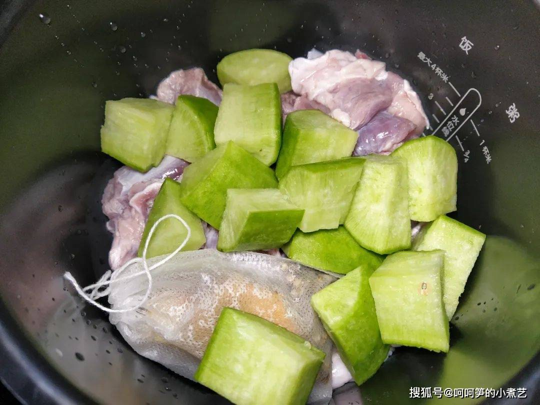 节气|数九寒天，煲上一锅羊腿汤，暖和又营养，喝上一碗驱寒气