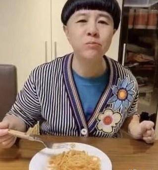 金龟子刘纯燕近期照片 3d48830330714ba4b592529c9be258dc.jpeg