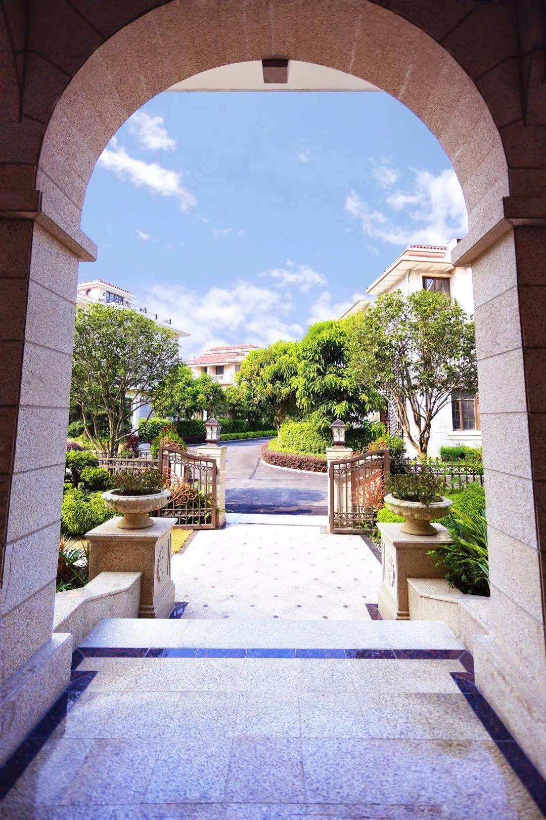 最新官网实时更新南沙湾熙园别墅售楼处电话房源动态24小时图文解析