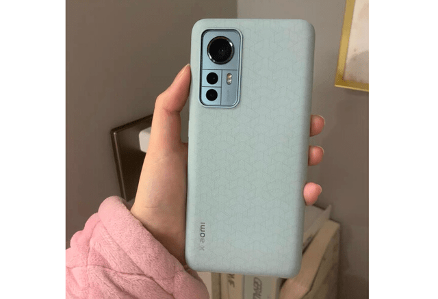 手机|特立独行的小屏旗舰小米12表现怎么样？并不逊色于小米12 Pro