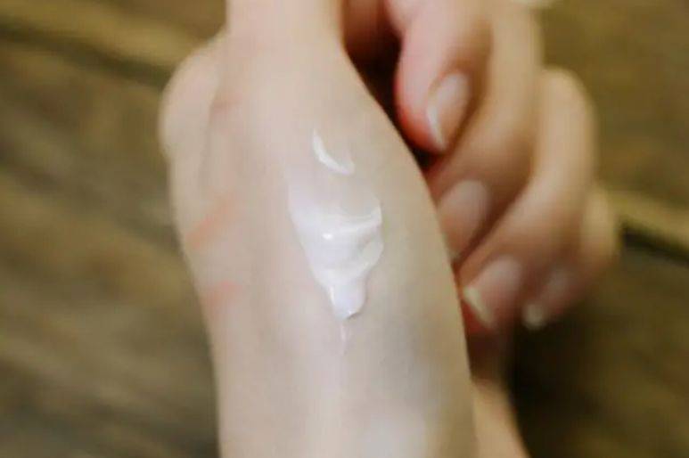 因为盘点5款因为包装丑被嫌弃,其实非常好用的面霜,雪花膏只是其一