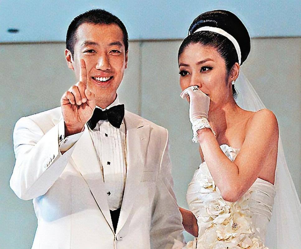 陈慧琳:嫁给相爱16年男友,40岁生二胎,两个儿子是她的心头宝_刘建浩