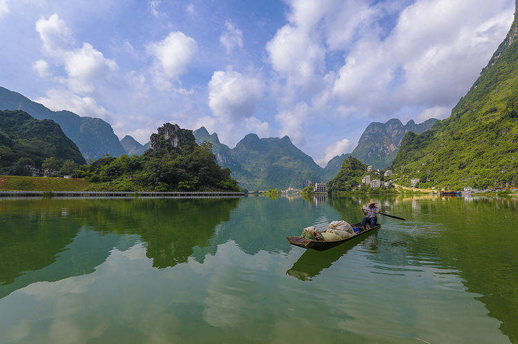 原创广西又一景区走红享有世外桃源之称距县城只有40公里