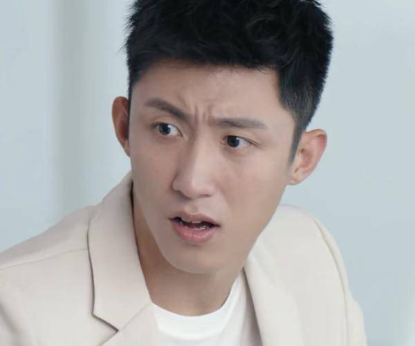 女神|王丽坤有演技有作品，更是有名的素颜女神，可惜始终没能火起来