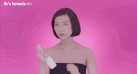 发型被宋祖儿逗笑！遇见粉丝求合影，赶紧去洗刘海，太可爱了