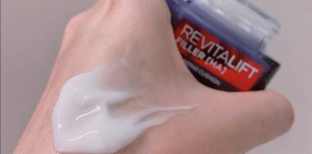 因为补水还不油腻面霜：珂润全能王，雅顿油皮最爱，资生堂很惊喜