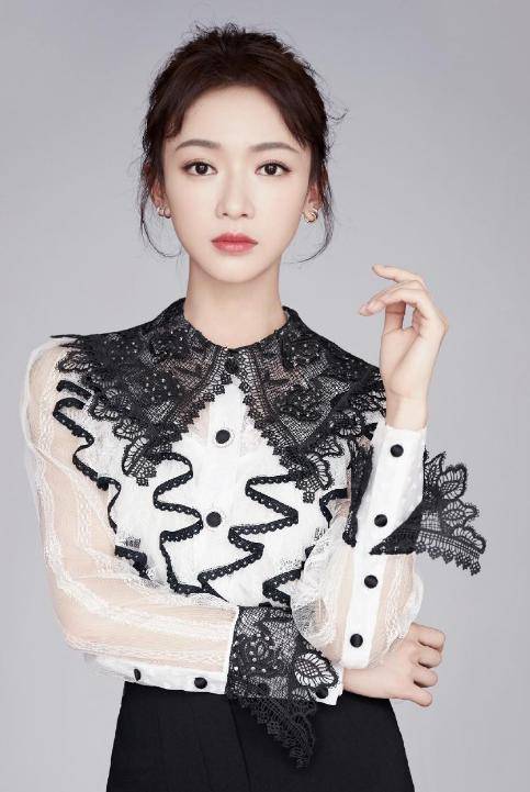 谢昀杉|童星谢昀杉：连续3年登春晚，靳东为其做配角，为何现在无戏可拍