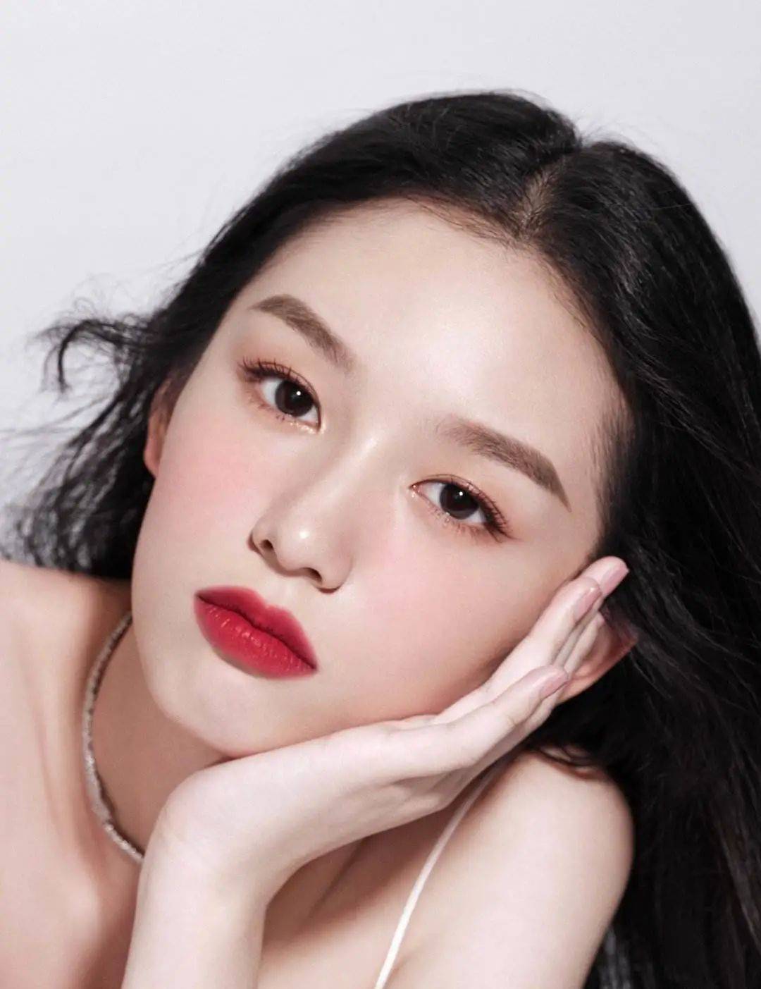 小天00后小花厮杀战，这次刘浩存输得有点惨…